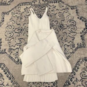 Unique White Sweater Dress Set (sweater + fired Bodycon dress)